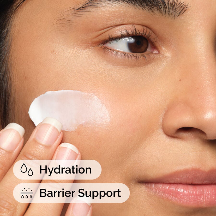 natural-moisturizing-factors-ha-e0 ord-natural-moisturizing-factors-ha-model-application-with-benefits.jpg
